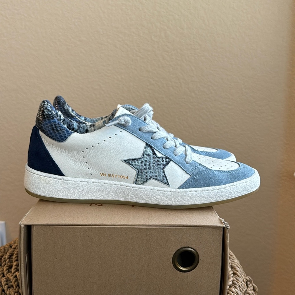 Vintage Havana Jess Sneakers size 10